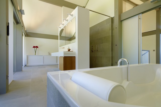 Huf Haus Art 5 Grigia Bvl Modern Bathroom Other By Huf