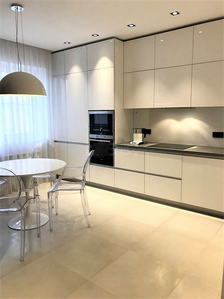 Двухкомнатная превращается в трехкомнатную