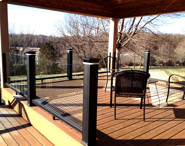 Exterior Deck railing modern-terrasse