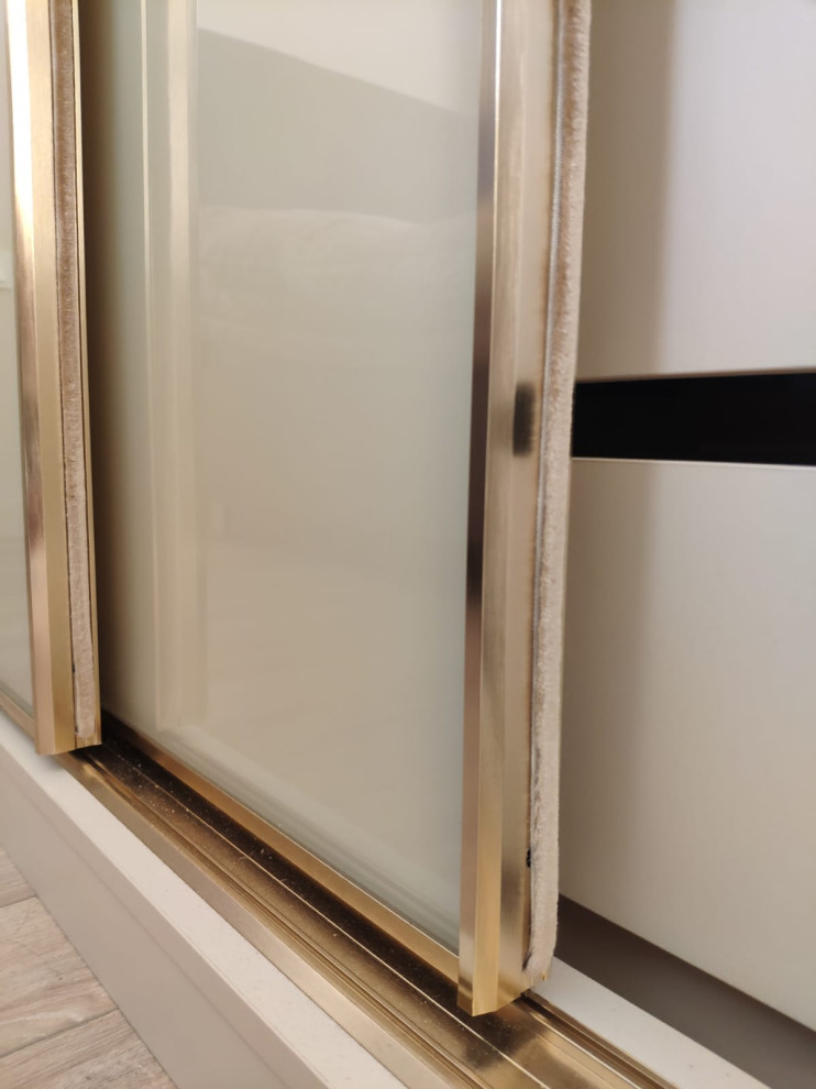 Шкаф-купе в цвете Бежевый песок