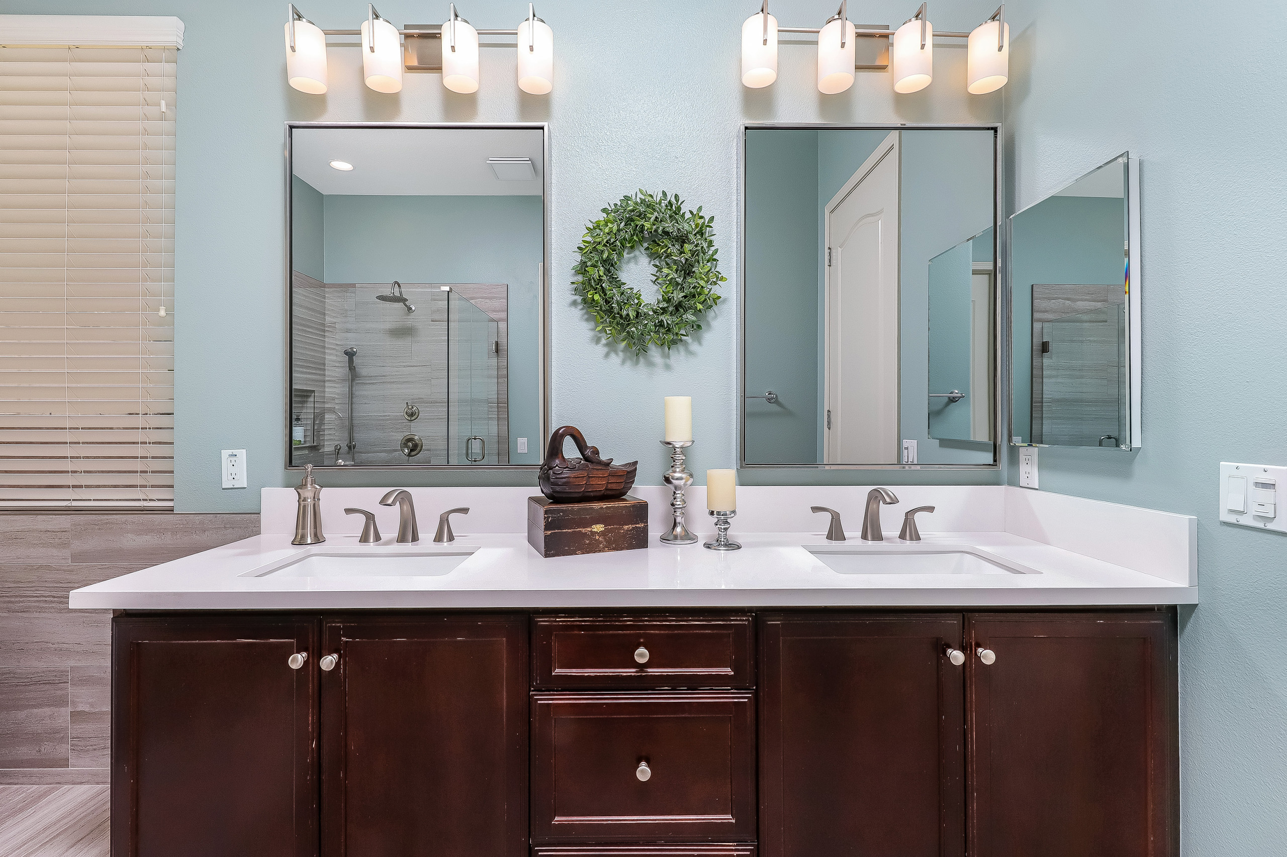 Retsina Master Bath