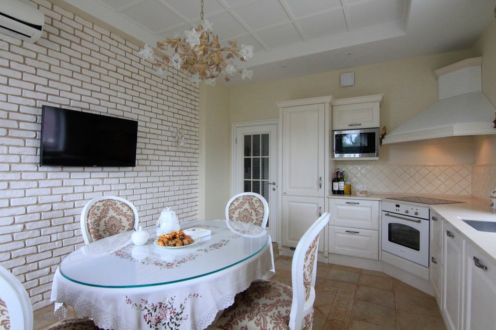 Кухня-столовая (вид 3)