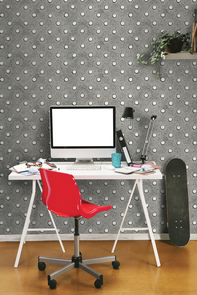 This is an example of a small scandinavian home studio in Venice with multi-coloured walls and a freestanding desk.