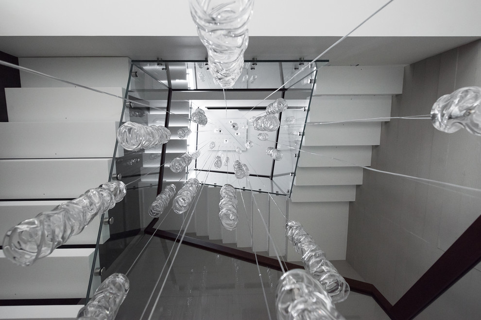 Интерьеры загородного дома в поселке Монтевиль