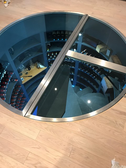 CAVE A VIN VITREE contemporaneo-bodega