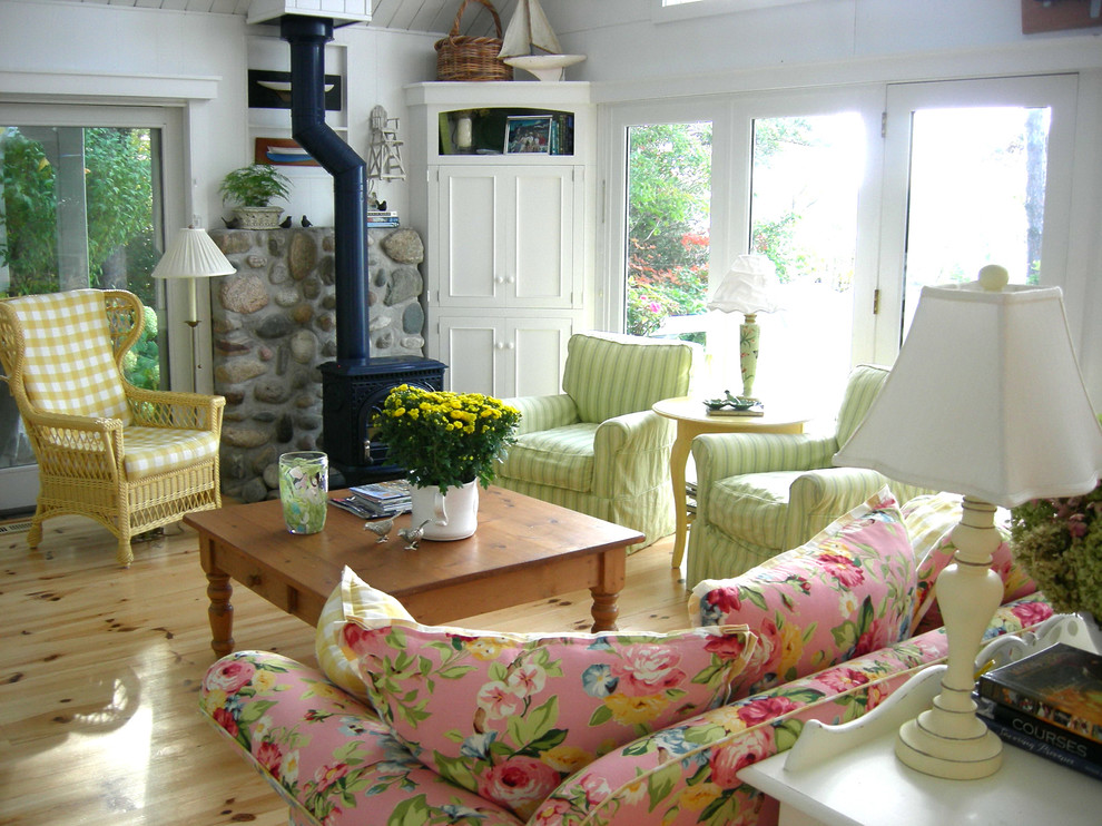 Scandinavian Country Cottage - Traditional - Living Room ...