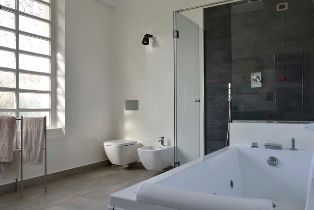 Loft contemporary-badrum