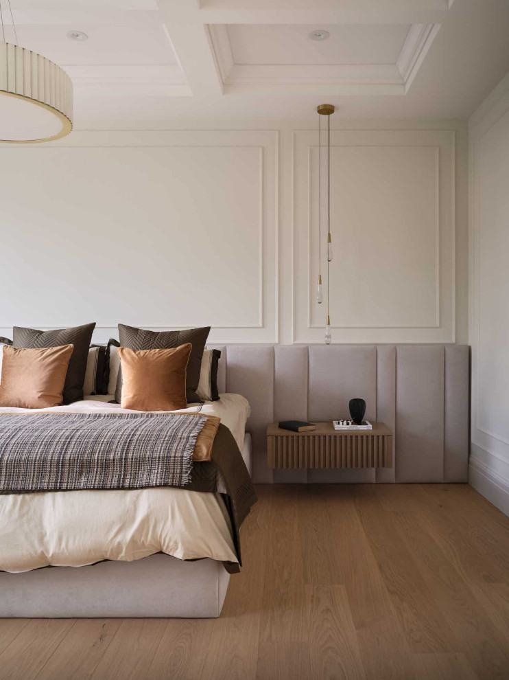 Inspiration for a transitional bedroom remodel in Toronto