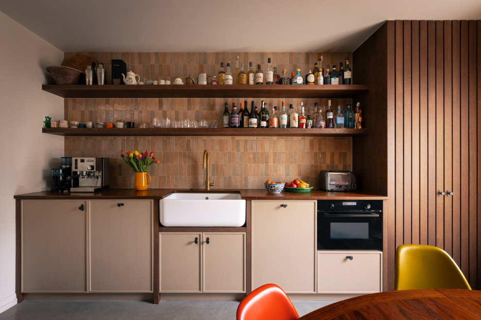 Contemporary home bar in London.