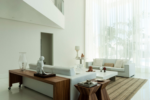Brazilian Villas & Residences - VT Designers Associadas, Salvador de Bahia tropical-living-room