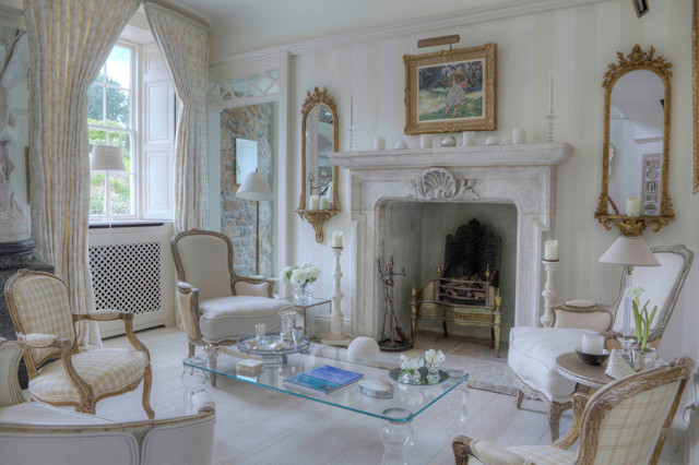 Coastal Elegance country-living-room