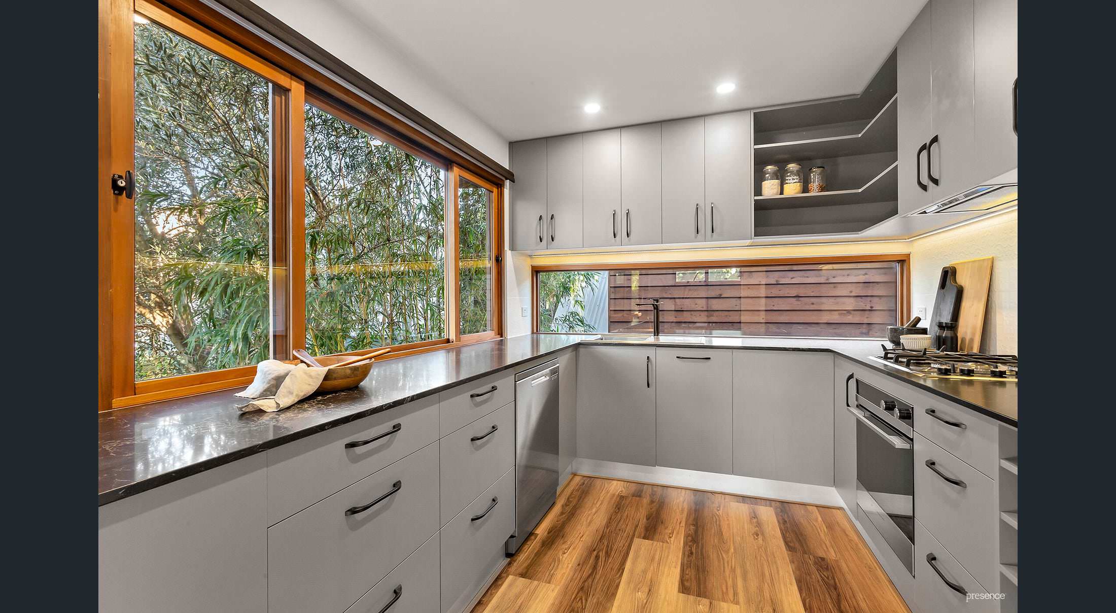 Cooks Hill