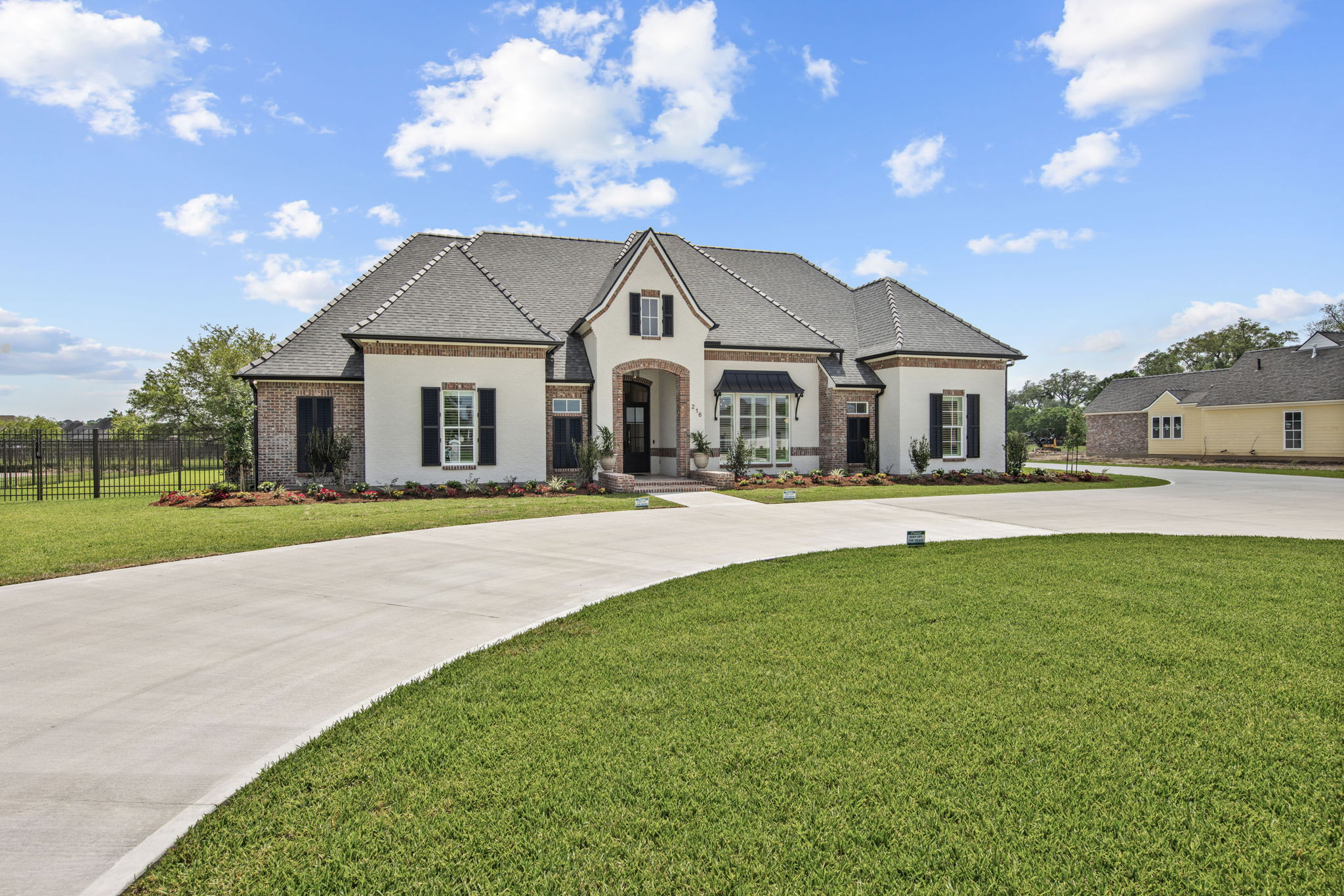 Parade Home-2025