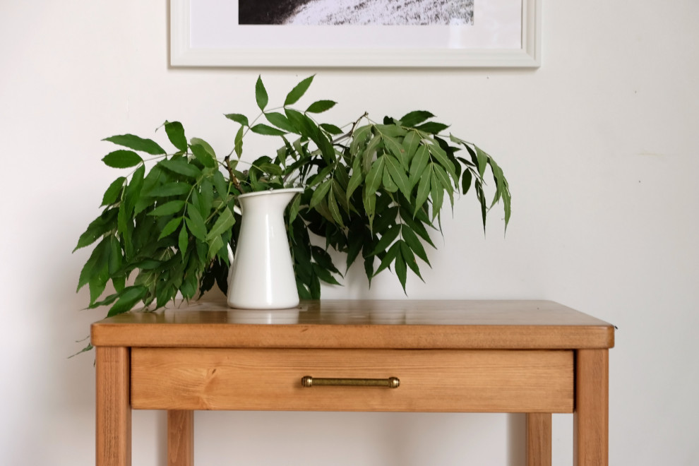 Набор мебели с жалюзийными фасадами