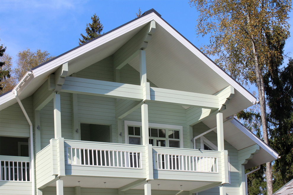 Под одной крышей