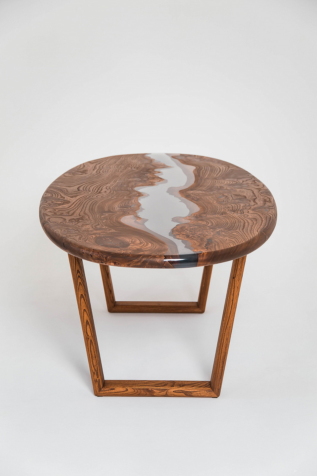 Стол Разживин