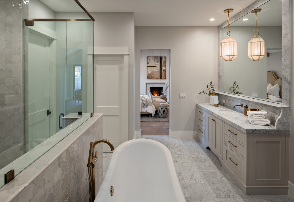 Example of a transitional bathroom design in Phoenix