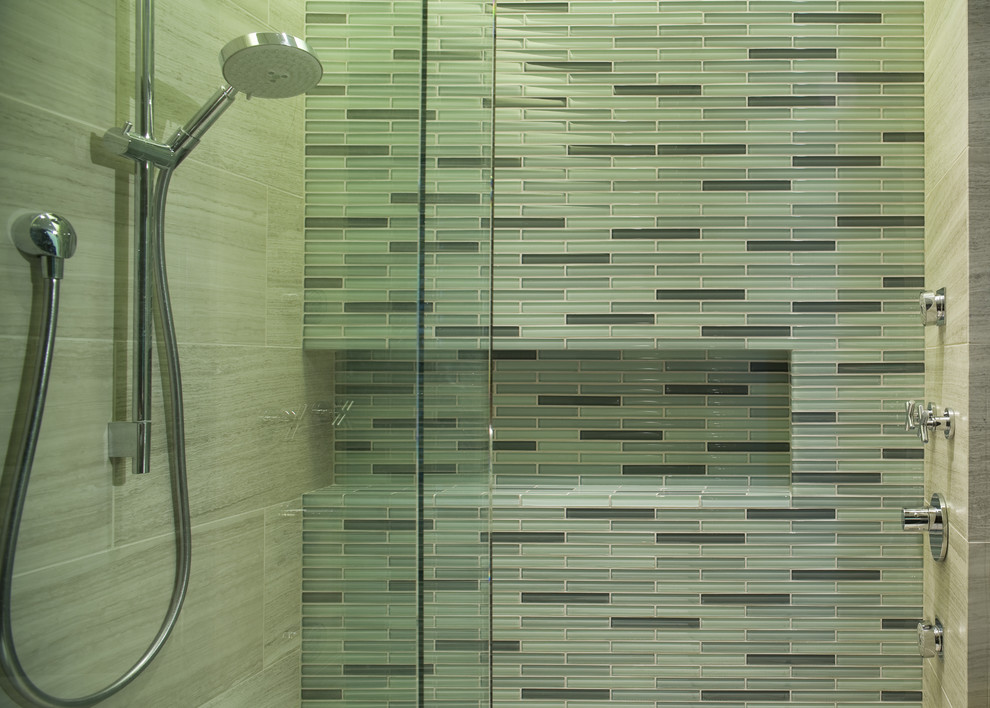 Mid-sized contemporary master bathroom in Chicago with an alcove shower, green tile and glass tile.