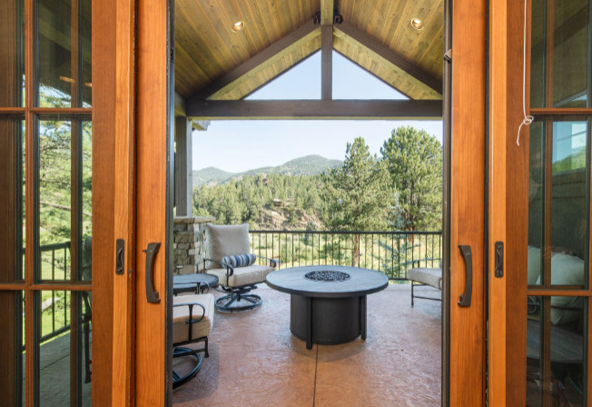 Evergreen, CO - Private Residence