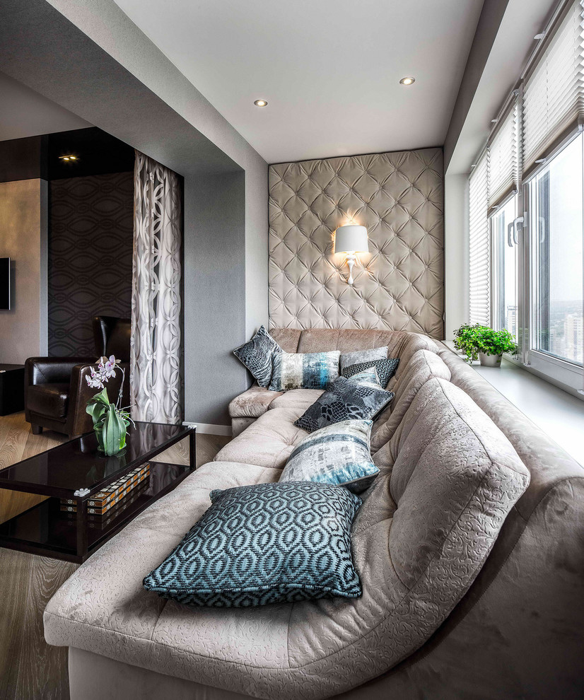 Интерьер с видом на Волгу