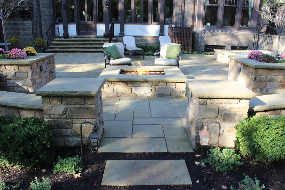 Design ideas for a transitional garden in Cleveland.