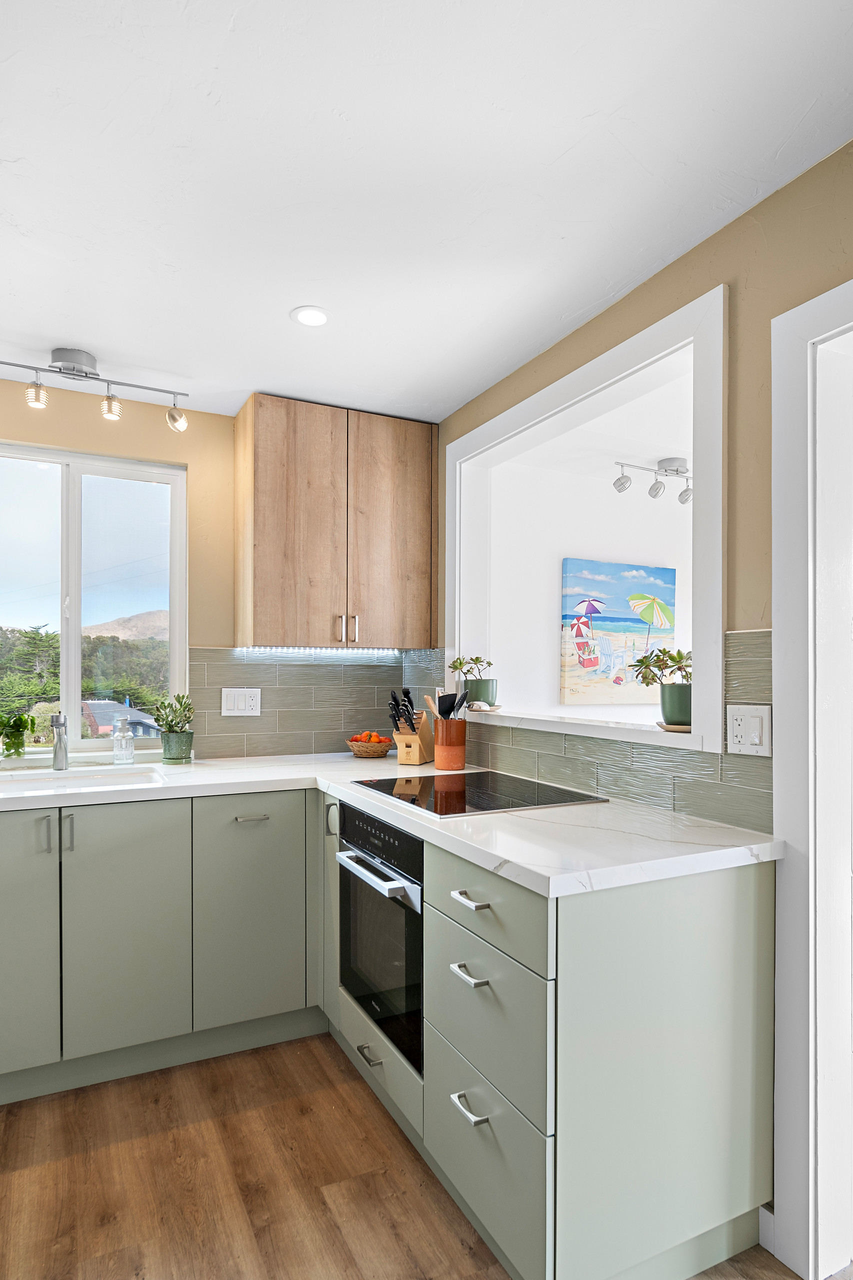Bodega | Lovely Transitional Kitchen Remodel