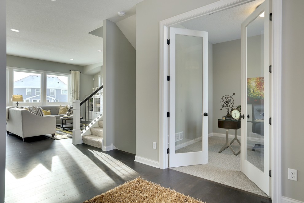 Inspiration for a transitional entryway remodel in Minneapolis