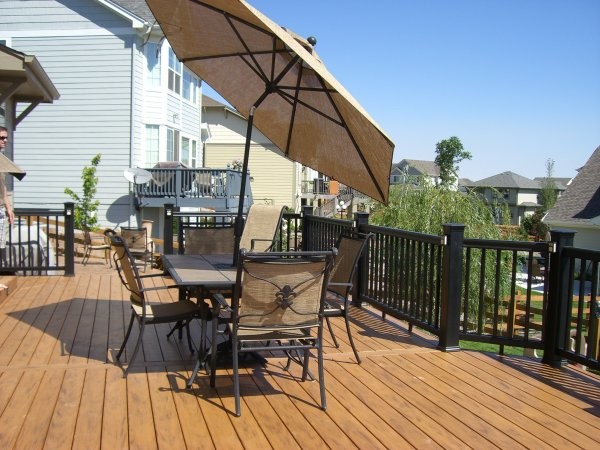 Inspiration for a transitional deck remodel in Denver