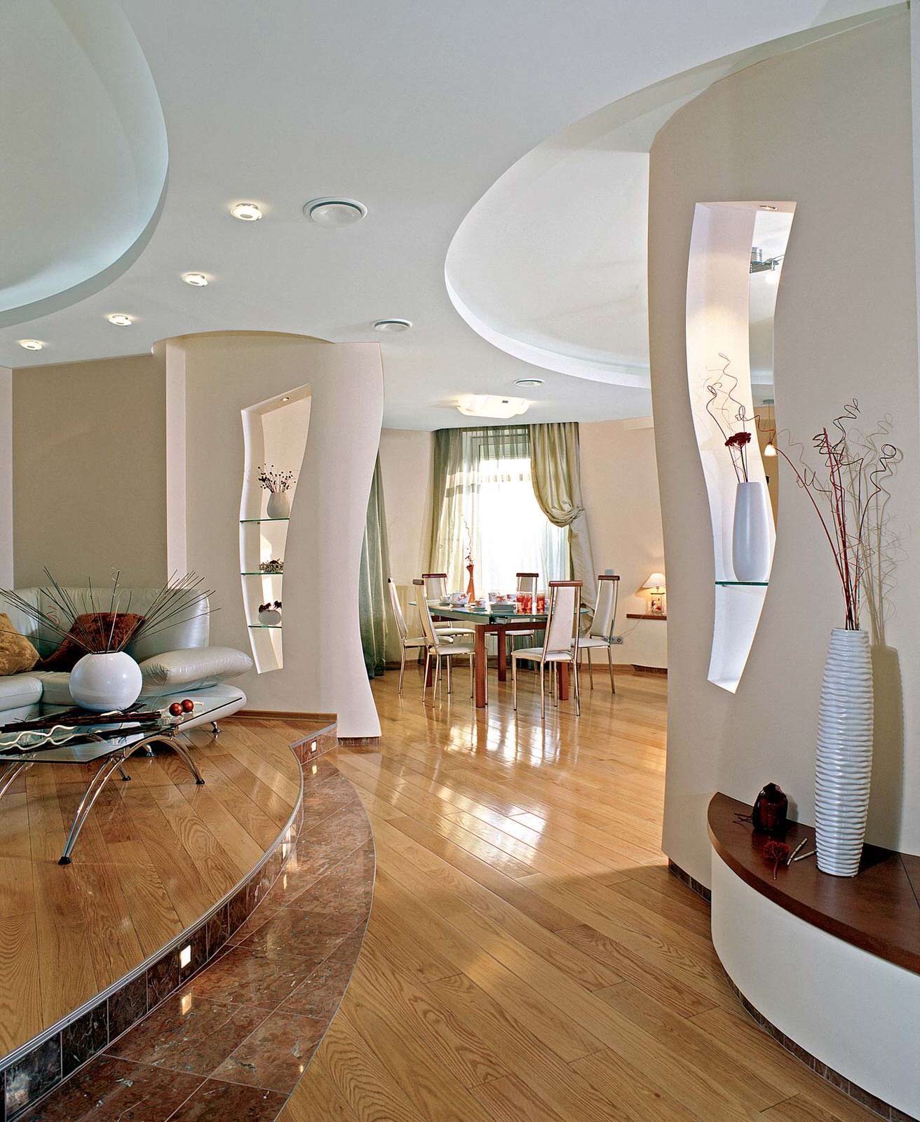 «С чистого листа»