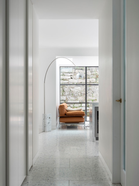 Holdsworth St - Woollahra contemporary-hallway-and-landing