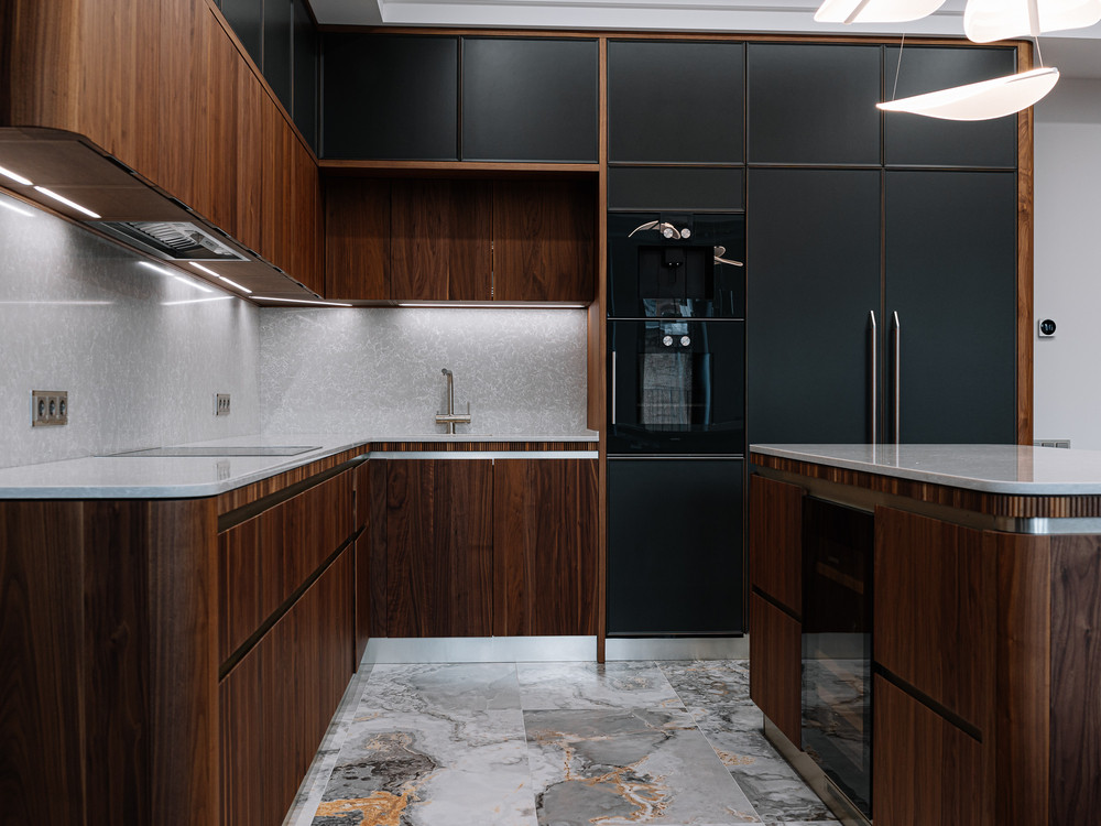 ЖК Knight Bridge - Кухня Glamour от фабрики Old Line