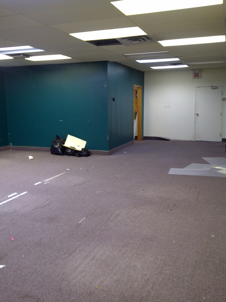 BEFORE - Lounge & Bar