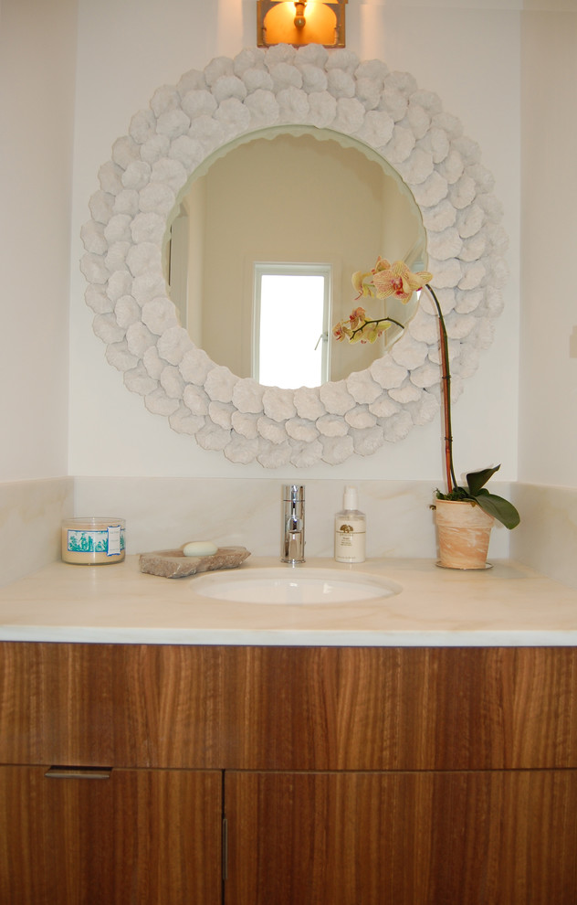 Inspiration for a contemporary bathroom in San Francisco.