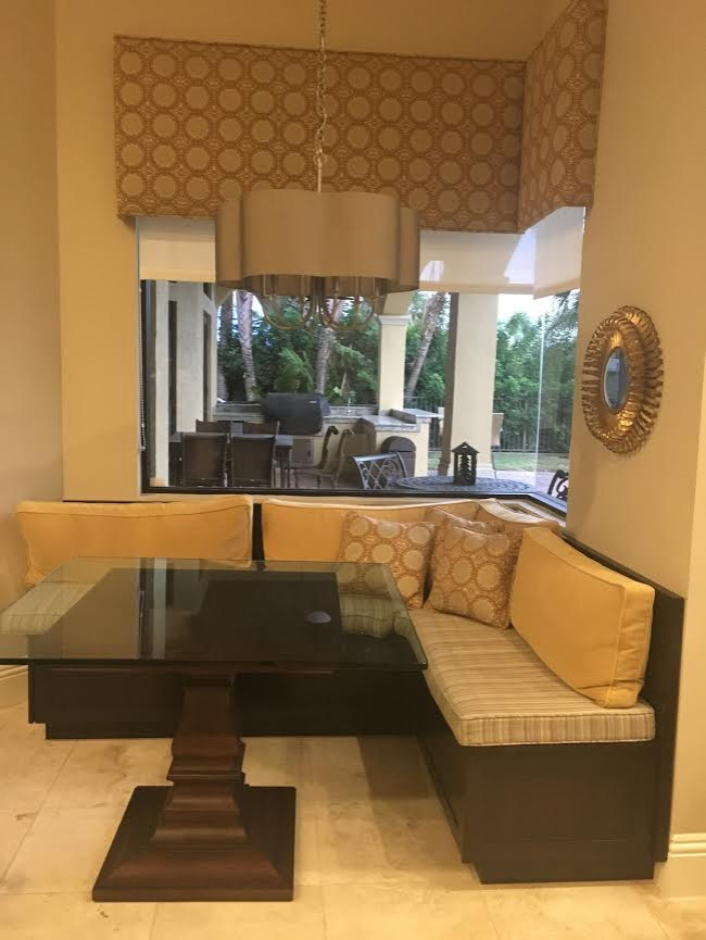 Kitchen - transitional kitchen idea in Miami