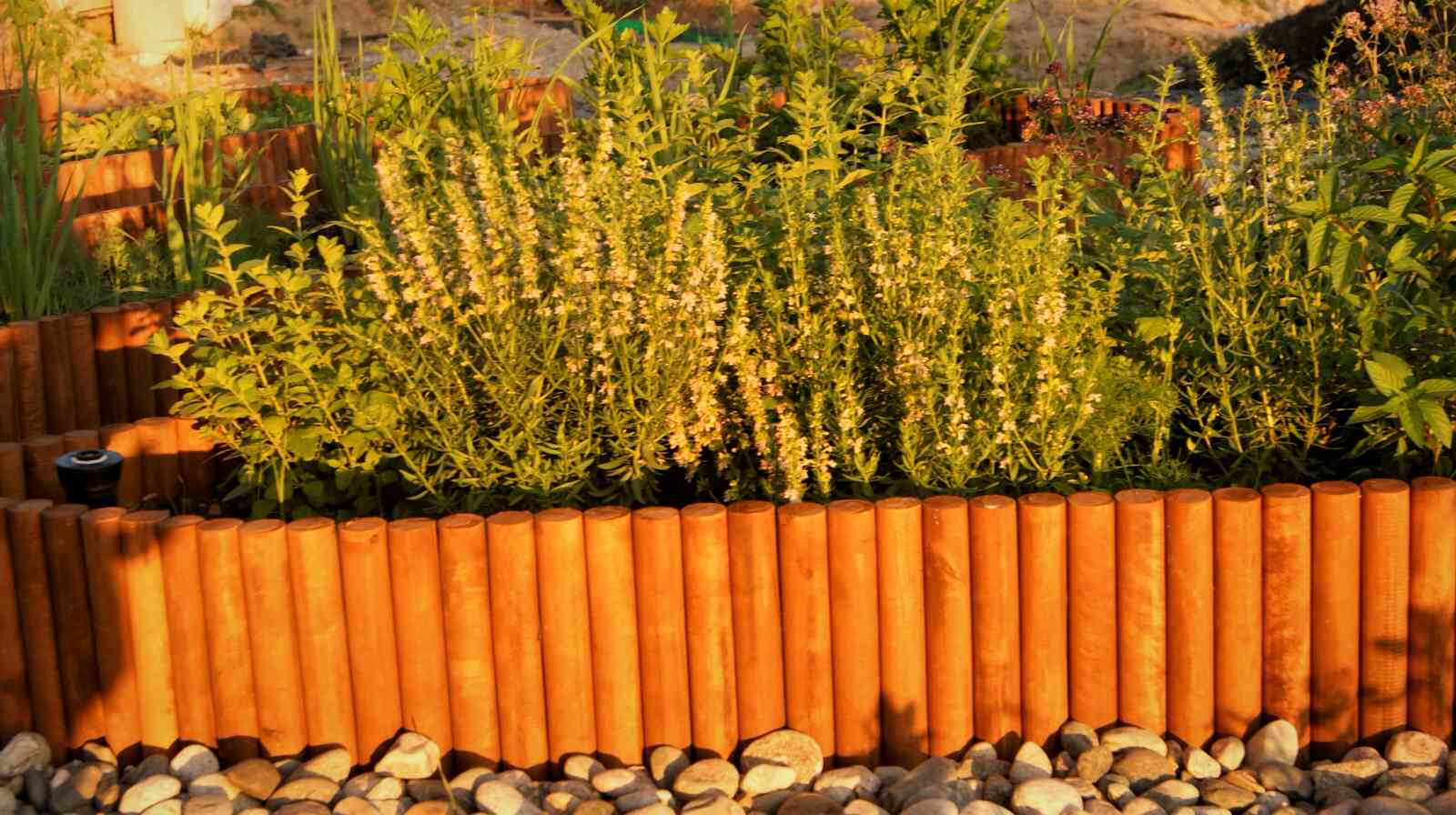 ИЗ ВАРЯГ В ГРЕКИ