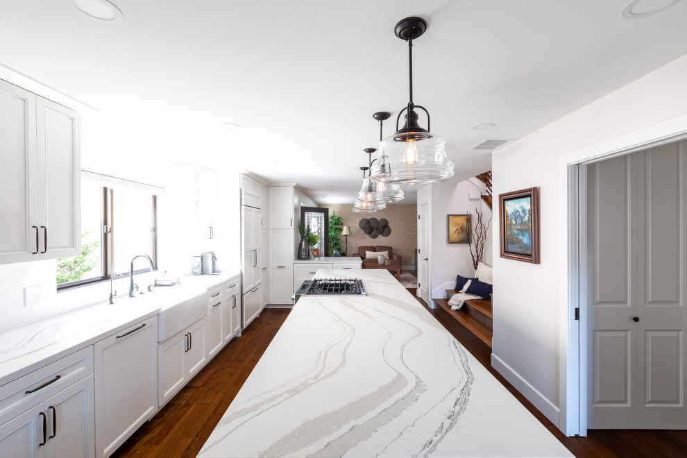 Inspiration for a transitional kitchen remodel in Orange County