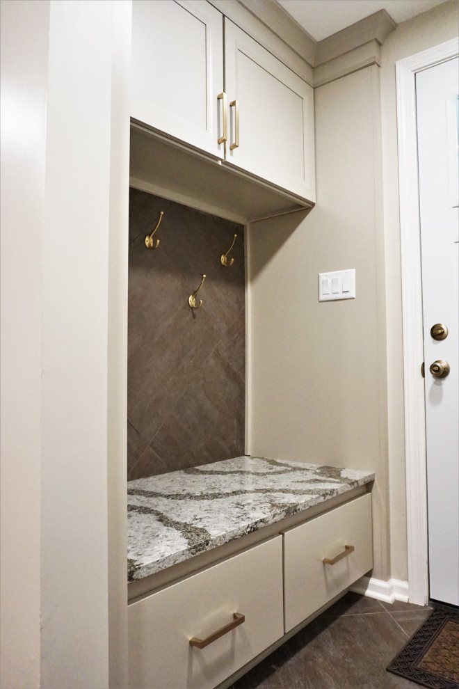Transitional home design photo in New York
