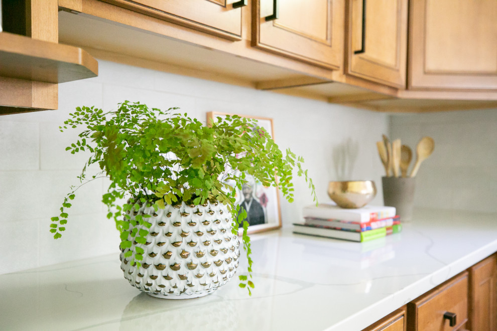 Inspiration for a transitional kitchen remodel in Baltimore