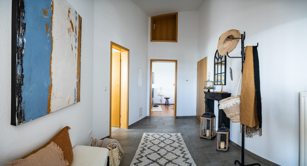 Moderner Flur in Sonstige