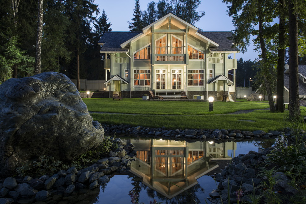 Под одной крышей