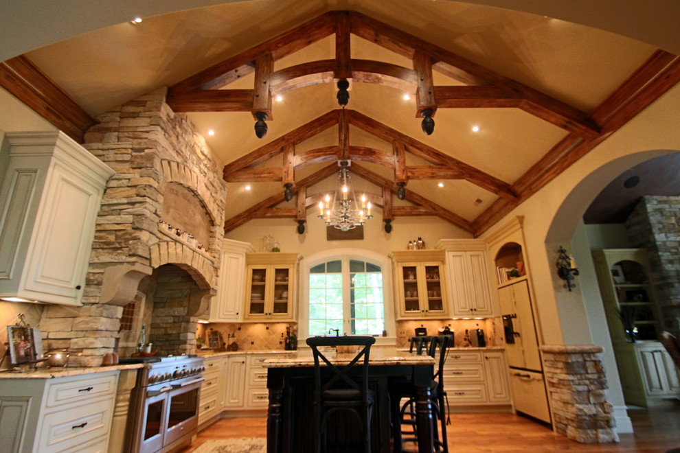 Kitchen - rustic kitchen idea