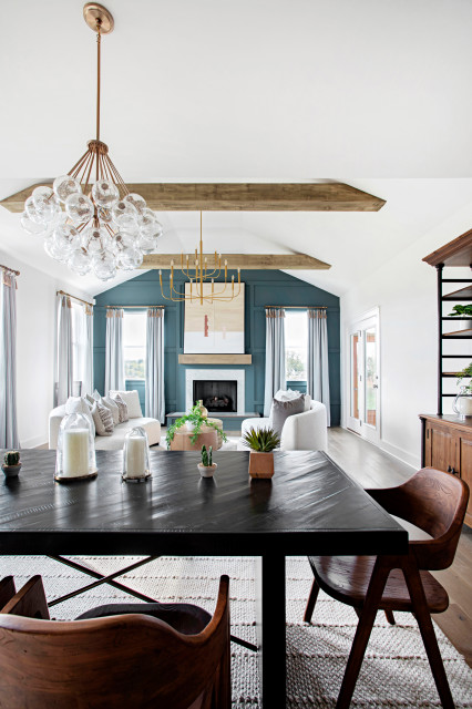 Mountain Escape classique-chic-salle-a-manger