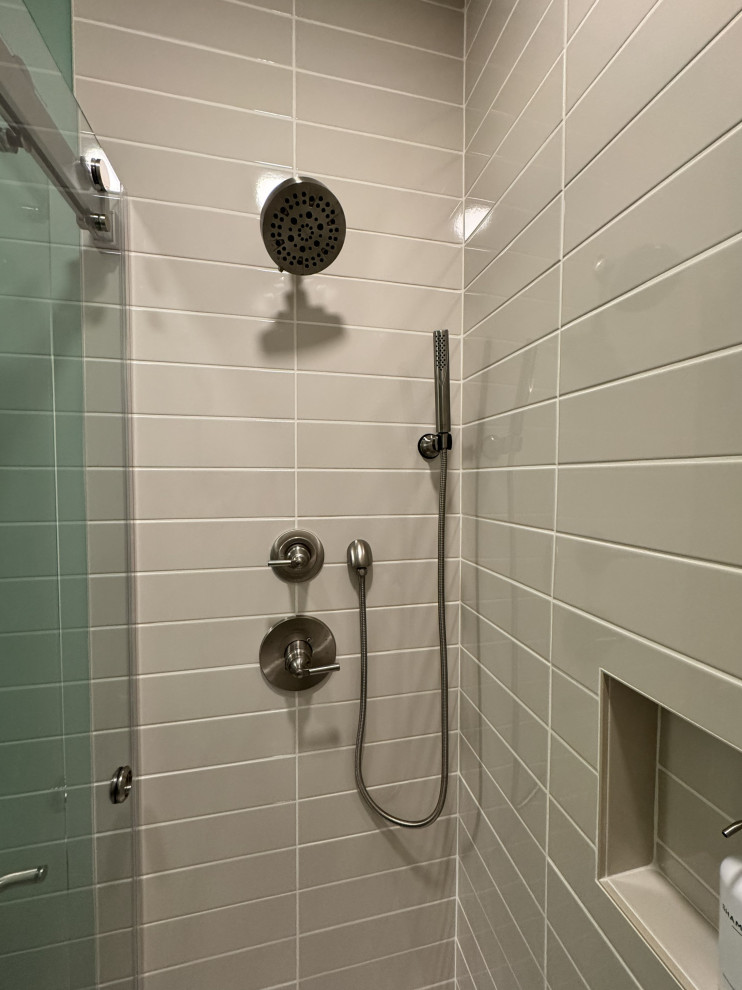 Modern Basement Bathroom with Rift-Cut Oak Vanity