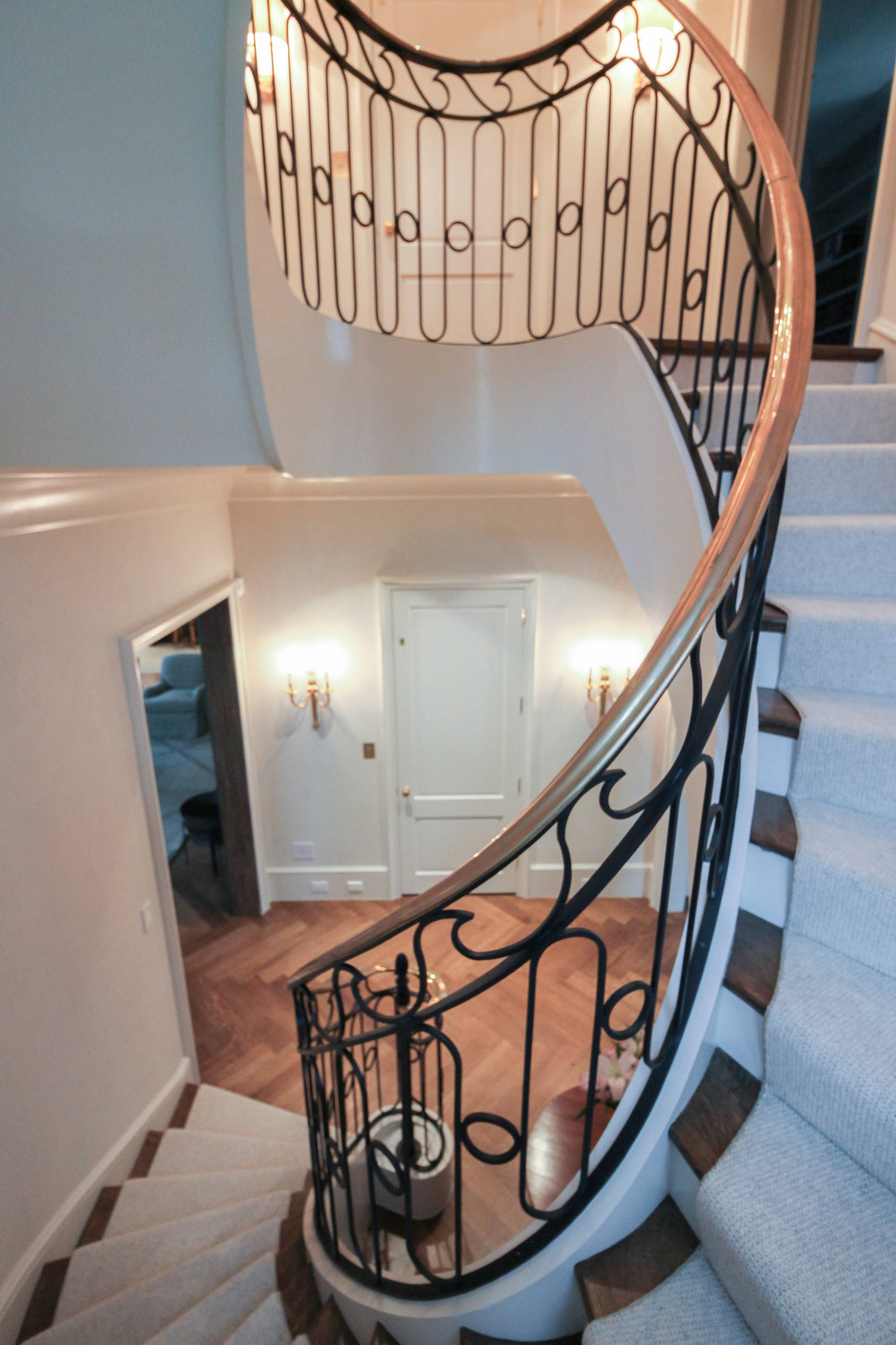 61_Sculptural/Elliptical Staircase in Washington, DC 20008