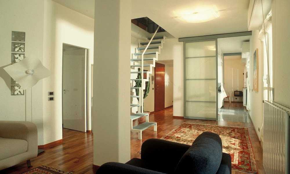Appartamento su due livelli con terrazzo