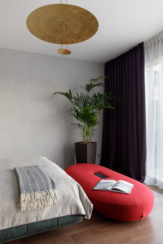 Оформление окна в спальне