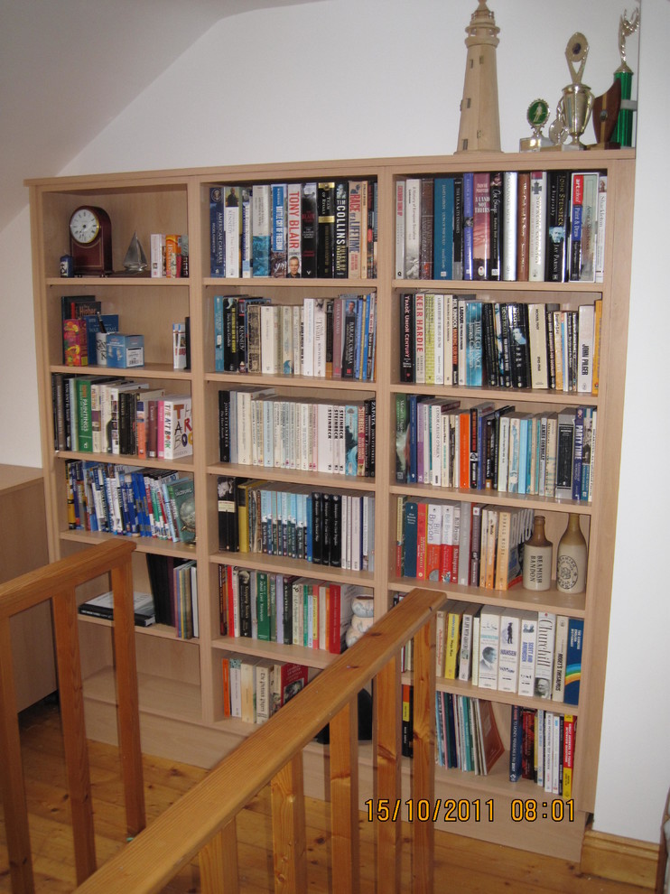 Shelves/Storage