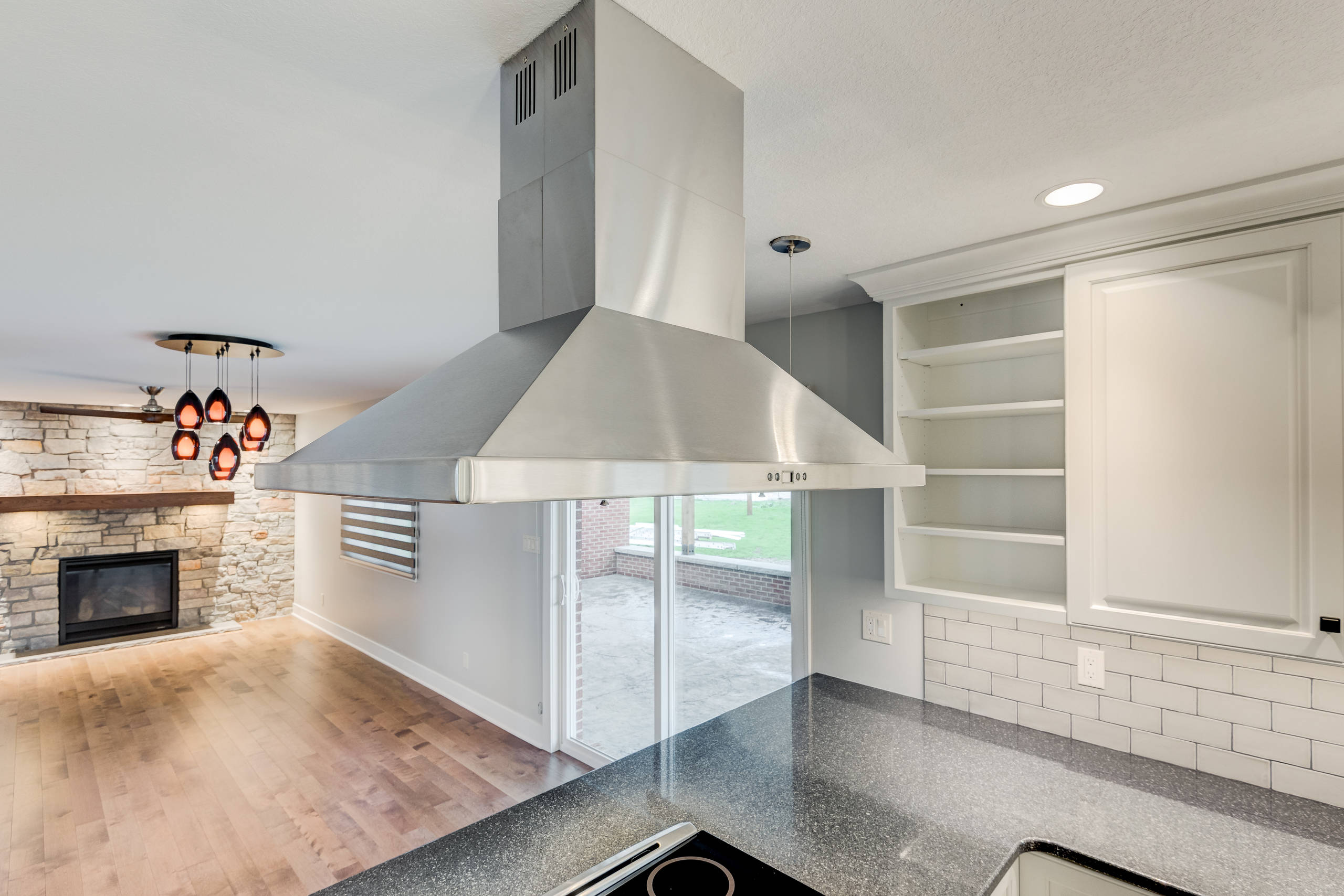 Transitional Modern Kitchen/Pantry/Wetbar Paxton