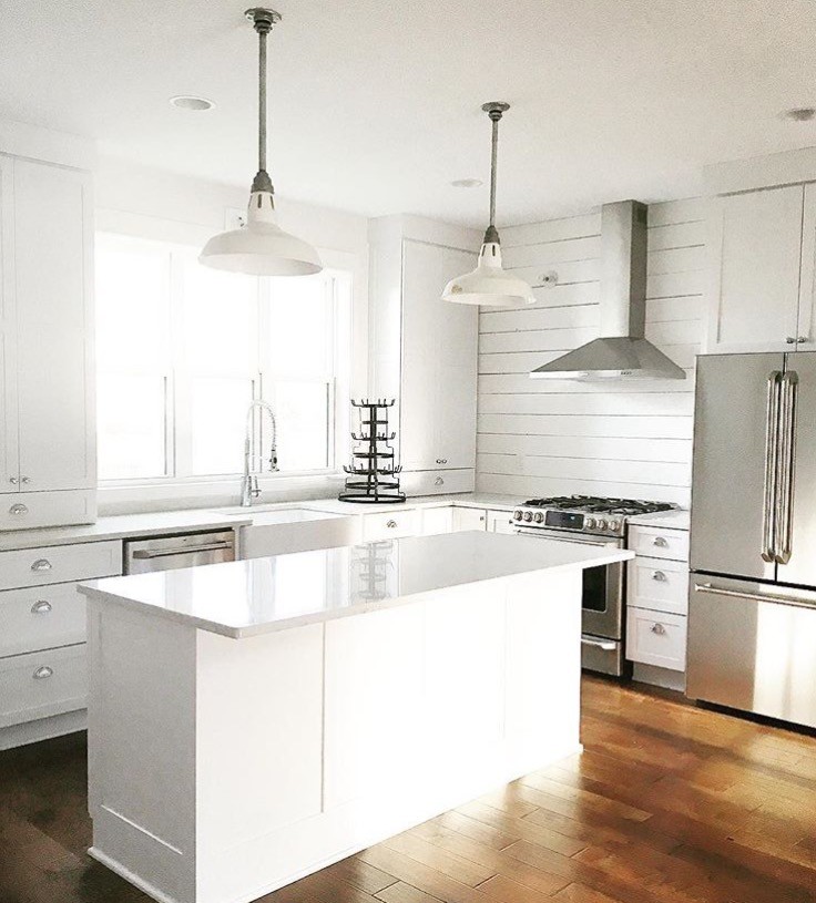 Inspiration for a transitional kitchen remodel in Orange County