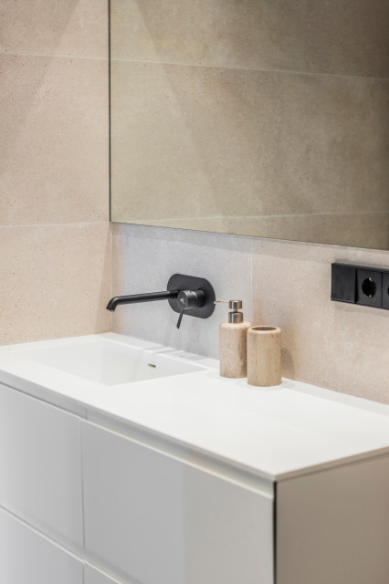 VIVIENDA ARAG&Oacute;N mediterran-badezimmer
